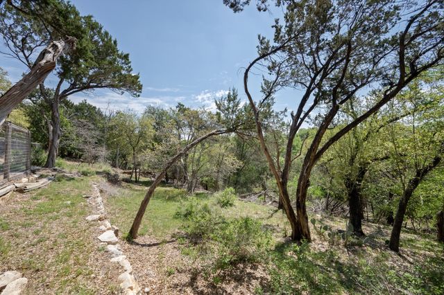 405 Ridgecrest RD, Georgetown, TX 78628