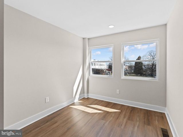 12217 SWEET BRIAR RD, Philadelphia, PA 19154