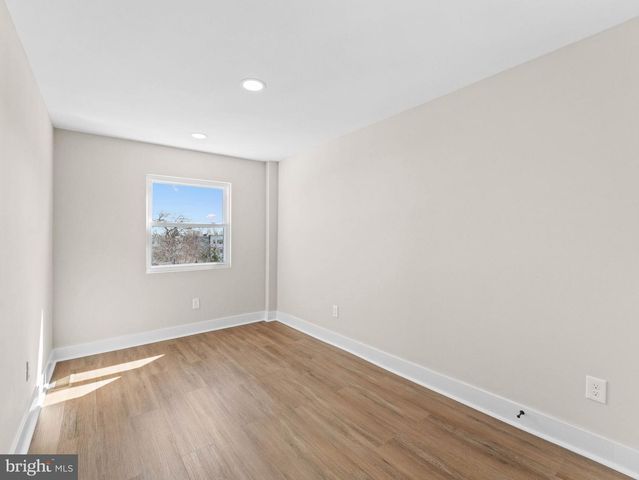 12217 SWEET BRIAR RD, Philadelphia, PA 19154