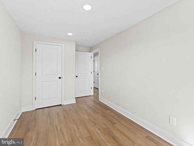 12217 SWEET BRIAR RD, Philadelphia, PA 19154