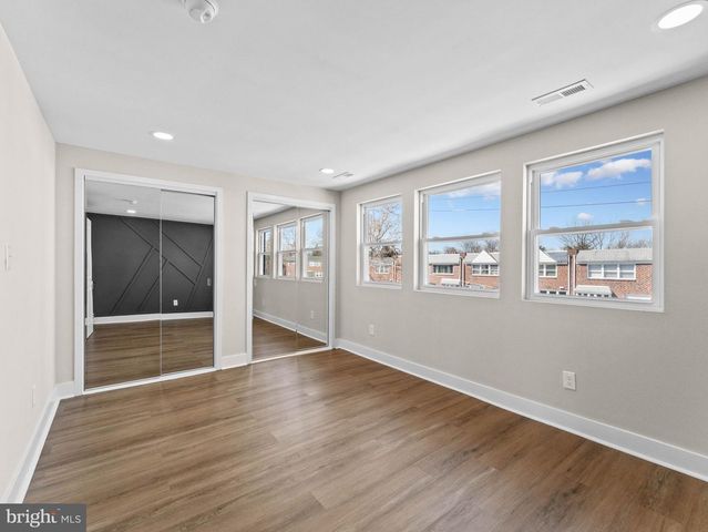 12217 SWEET BRIAR RD, Philadelphia, PA 19154