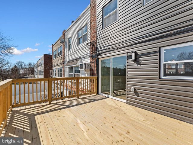 12217 SWEET BRIAR RD, Philadelphia, PA 19154