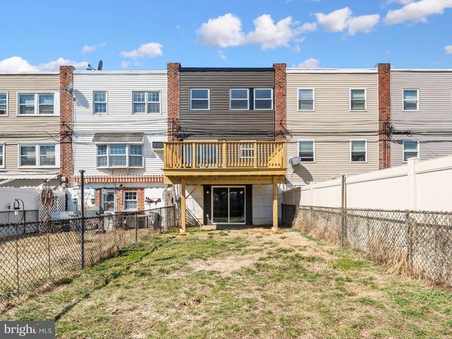 12217 SWEET BRIAR RD, Philadelphia, PA 19154
