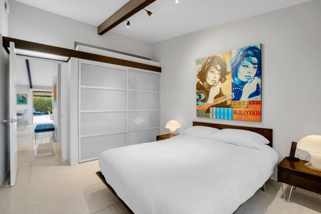 Image 28 of property listing at 992 E La Jolla Road, Palm Springs, CA 92264