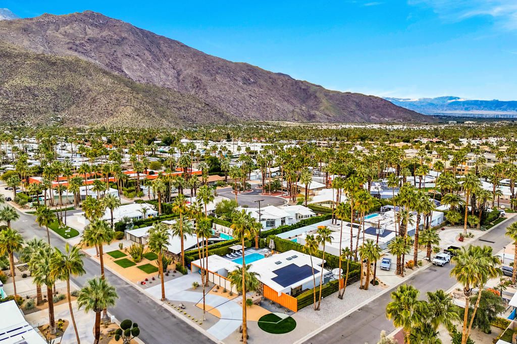 Image 46 of property listing at 992 E La Jolla Road, Palm Springs, CA 92264