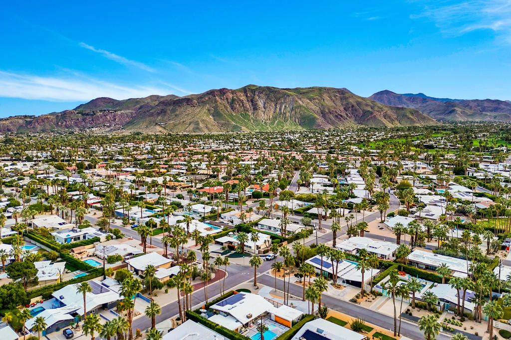 Image 48 of property listing at 992 E La Jolla Road, Palm Springs, CA 92264