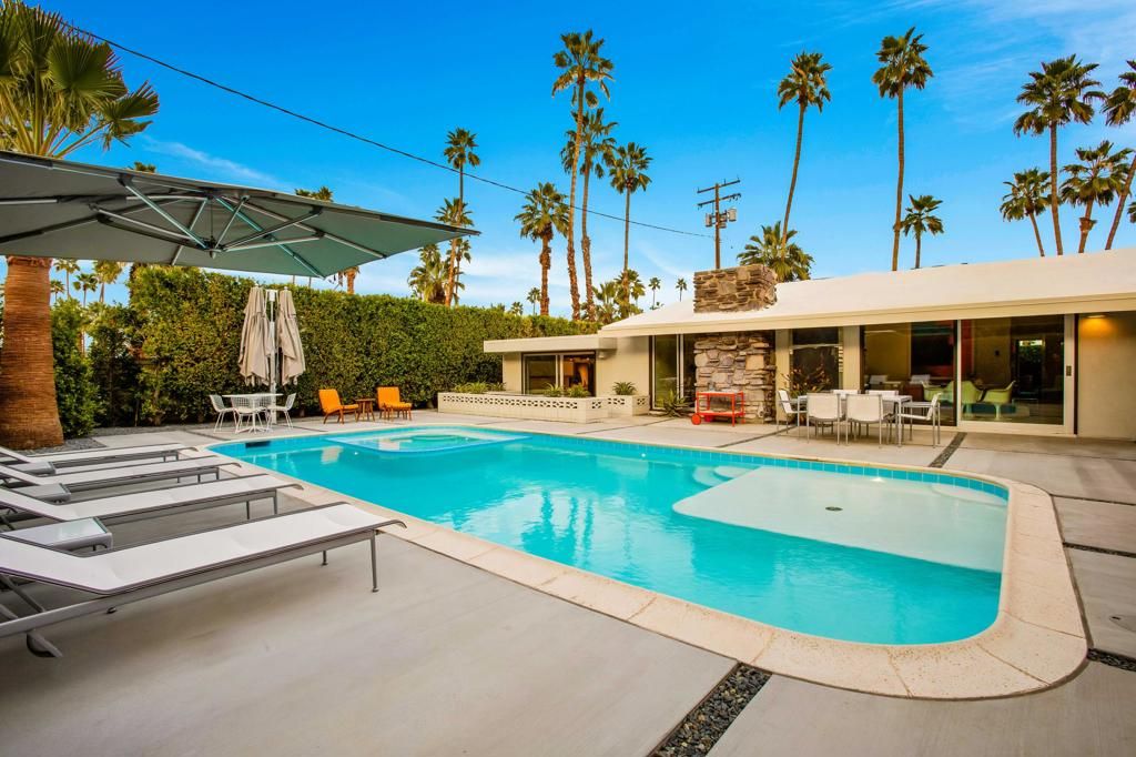 Image 54 of property listing at 992 E La Jolla Road, Palm Springs, CA 92264