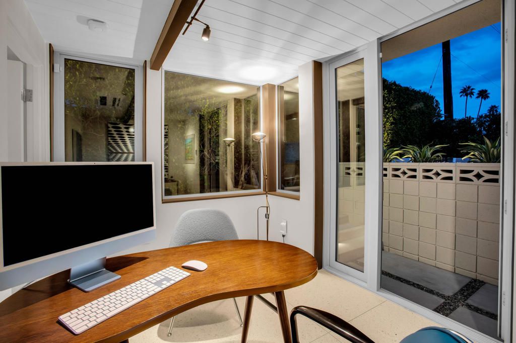 Image 67 of property listing at 992 E La Jolla Road, Palm Springs, CA 92264