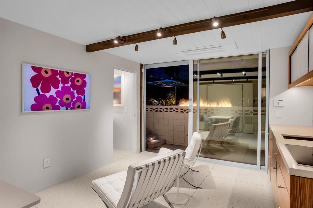 Image 68 of property listing at 992 E La Jolla Road, Palm Springs, CA 92264