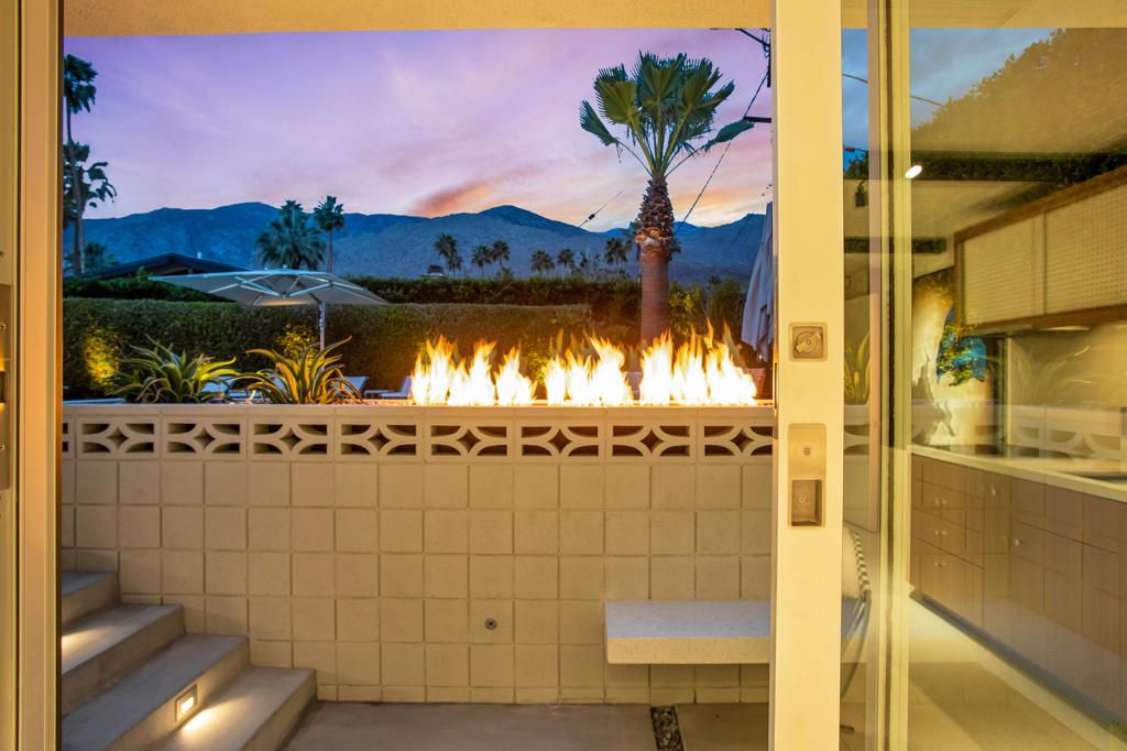 Image 69 of property listing at 992 E La Jolla Road, Palm Springs, CA 92264