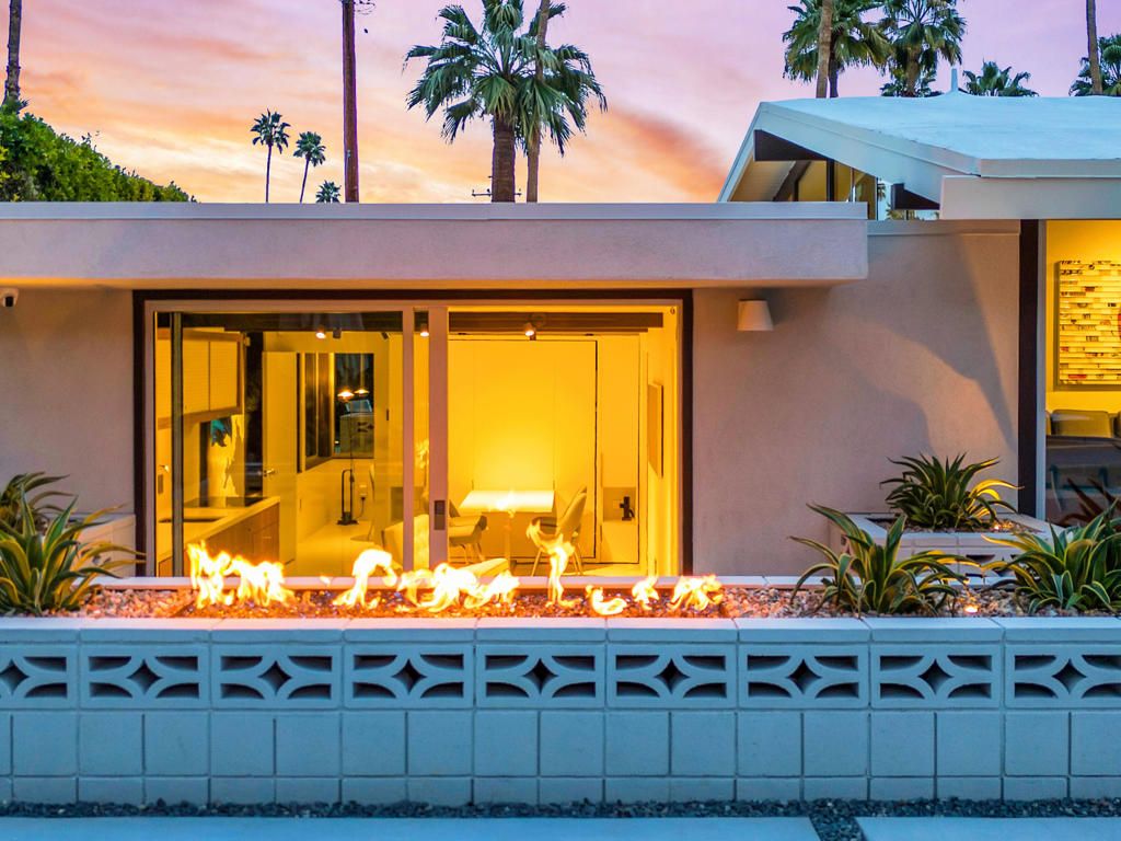 Image 72 of property listing at 992 E La Jolla Road, Palm Springs, CA 92264