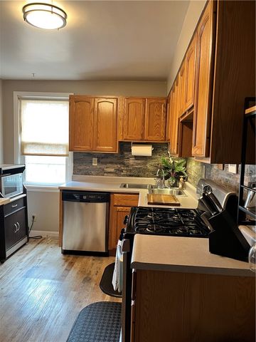 215 Harrison, Glassport, PA 15045