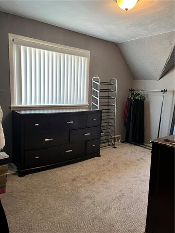 215 Harrison, Glassport, PA 15045