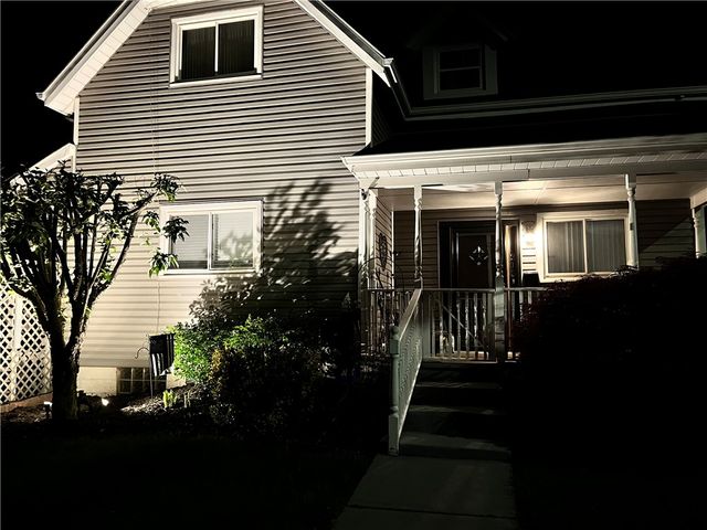 215 Harrison, Glassport, PA 15045