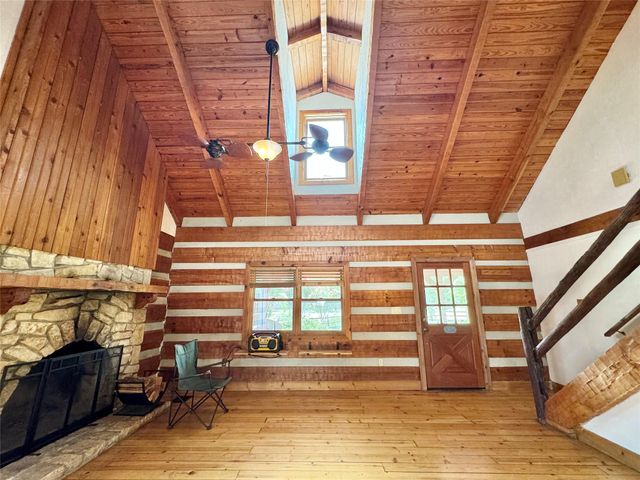 122 Briar Forest DR, Bastrop, TX 78602