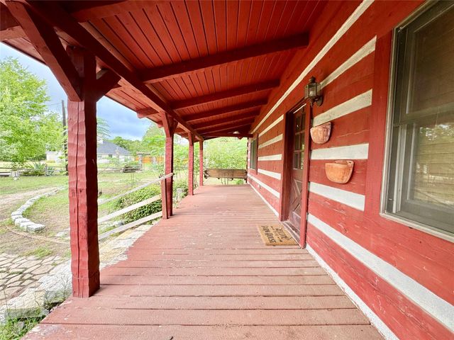 122 Briar Forest DR, Bastrop, TX 78602