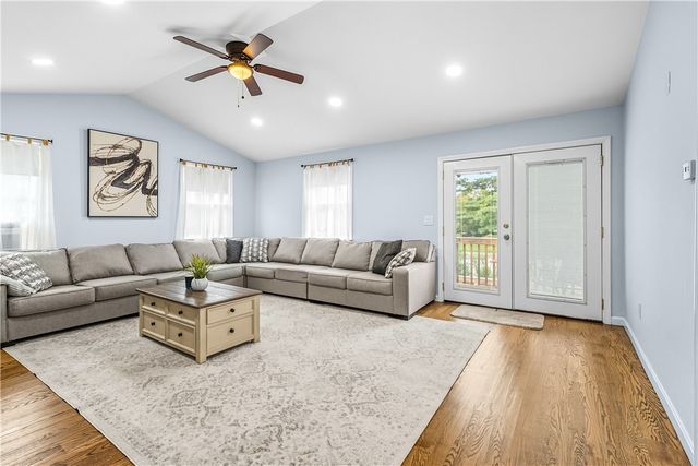 7 Jill Court, East Providence, RI 02915