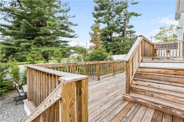 7 Jill Court, East Providence, RI 02915