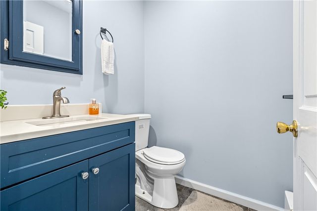 7 Jill Court, East Providence, RI 02915