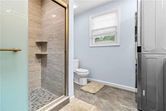 7 Jill Court, East Providence, RI 02915