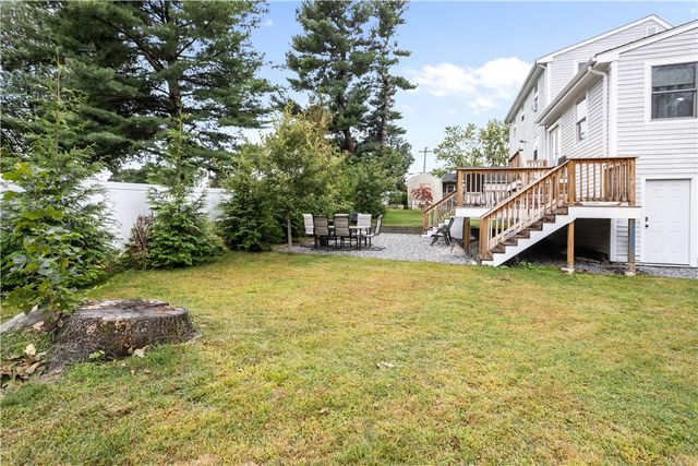 7 Jill Court, East Providence, RI 02915