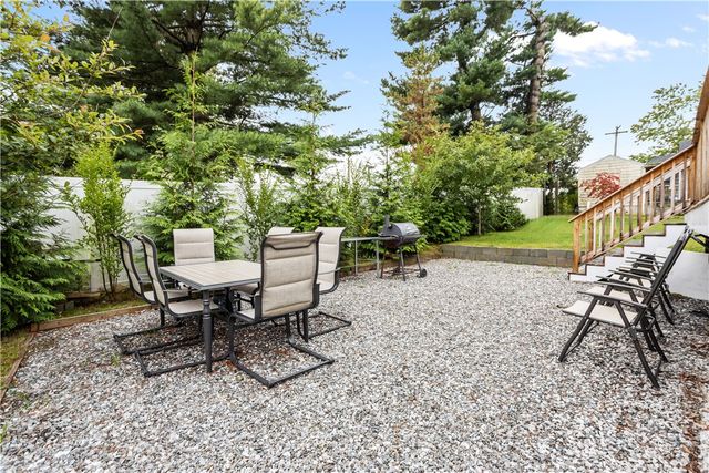 7 Jill Court, East Providence, RI 02915