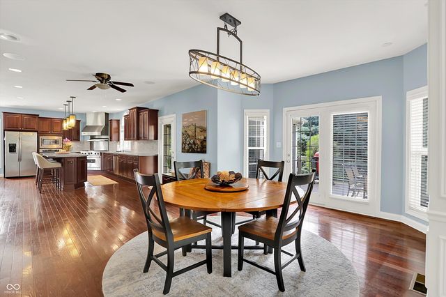 10587 Proposal Pointe Way, Fishers, IN 46040