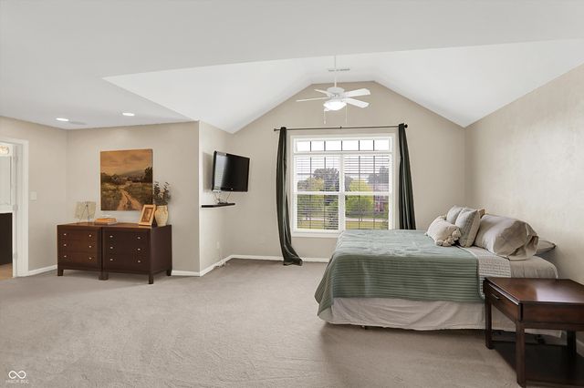 10587 Proposal Pointe Way, Fishers, IN 46040