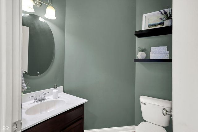 10587 Proposal Pointe Way, Fishers, IN 46040