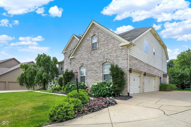 10587 Proposal Pointe Way, Fishers, IN 46040