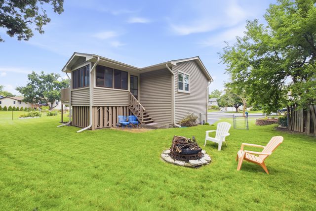 308 Nelson Court, Bolingbrook, IL 60440