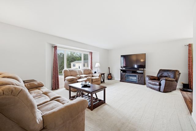 308 Nelson Court, Bolingbrook, IL 60440