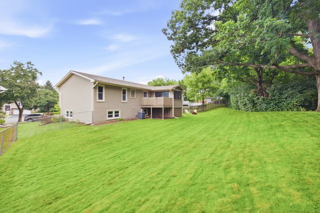 308 Nelson Court, Bolingbrook, IL 60440
