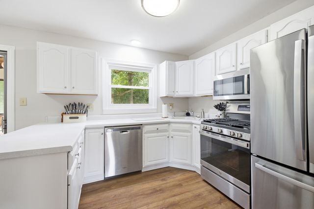 308 Nelson Court, Bolingbrook, IL 60440