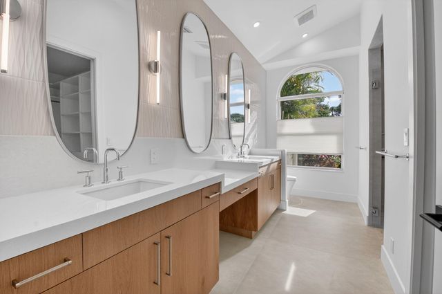 5537 NW 21st Way, Boca Raton, FL 33496