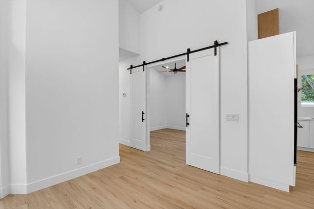 5537 NW 21st Way, Boca Raton, FL 33496