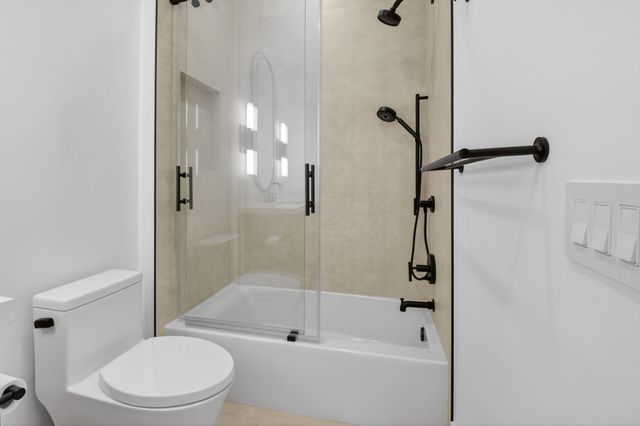 5537 NW 21st Way, Boca Raton, FL 33496