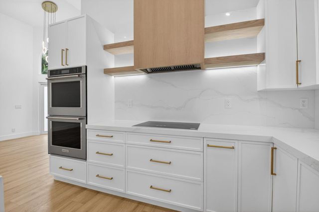 5537 NW 21st Way, Boca Raton, FL 33496