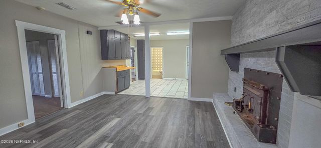 6251 DUNN Avenue, Jacksonville, FL 32218