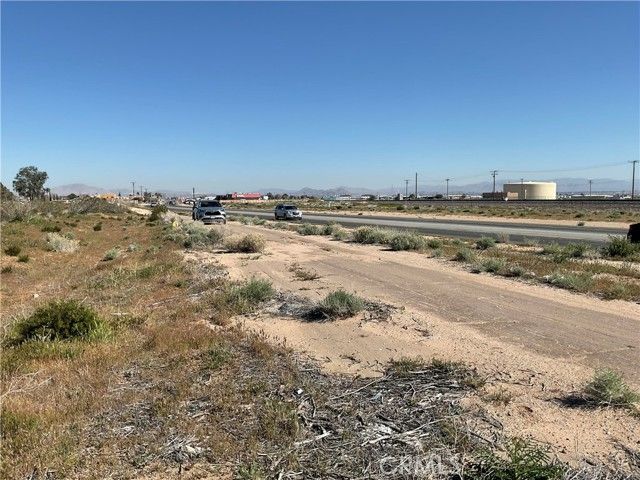 22153 Hesperia Road, Hesperia, CA 92345