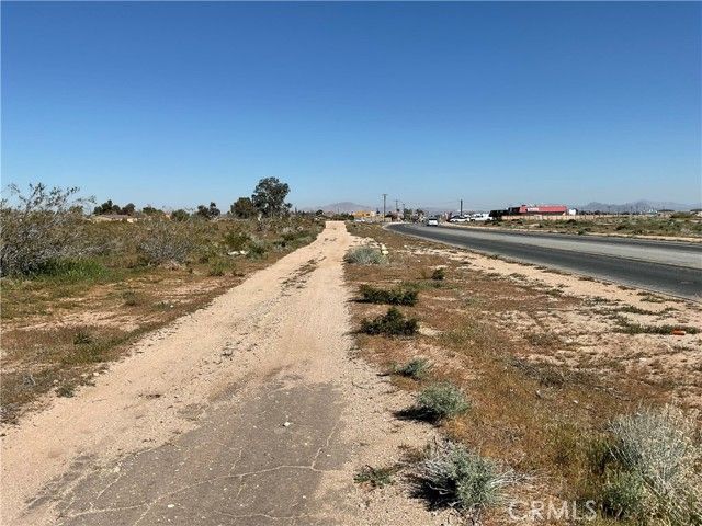 22153 Hesperia Road, Hesperia, CA 92345