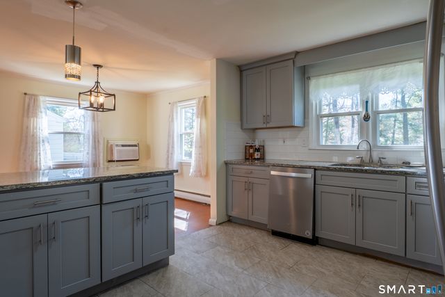 115 Hilldale Road, West Hartford, CT 06117