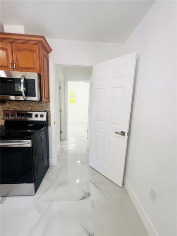 15530 SW 295th Ter REAR, Homestead, FL 33033