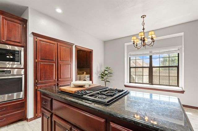 3601 Winners Circle, Edmond, OK 73034