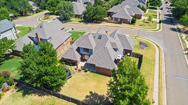 3601 Winners Circle, Edmond, OK 73034