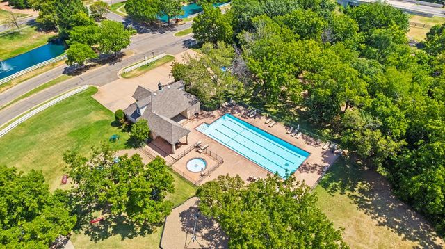 3601 Winners Circle, Edmond, OK 73034