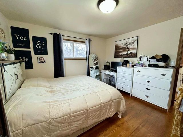 918 GROGNET STREET, Green Bay, WI 54302