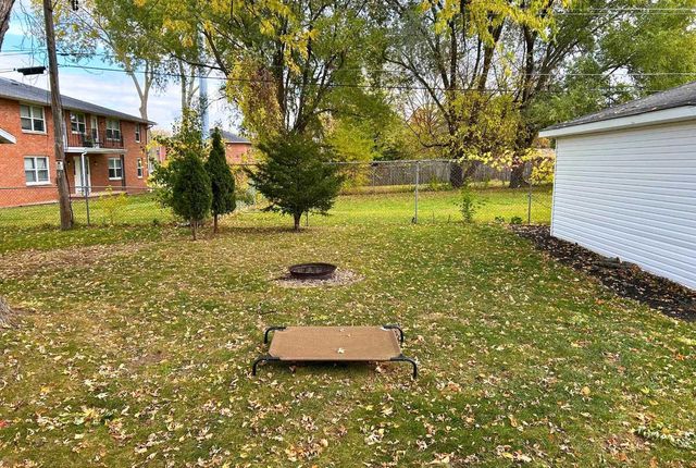 918 GROGNET STREET, Green Bay, WI 54302