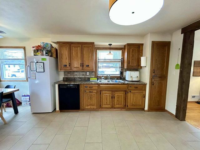 918 GROGNET STREET, Green Bay, WI 54302