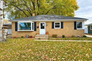 918 GROGNET STREET, Green Bay, WI 54302